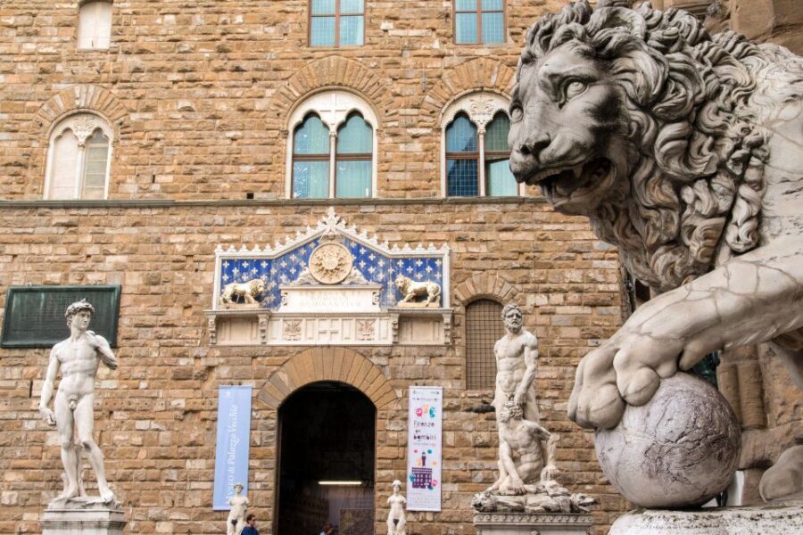 Florence Center Guided Walking Tour, David & Duomo Exterior - Group Size, Private Options, and the Pace You’ll Feel