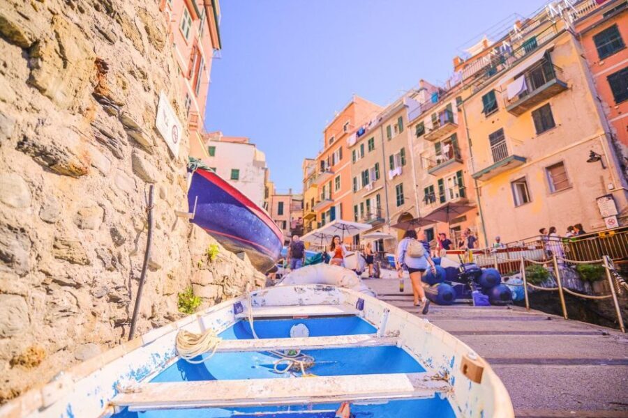 Florence: Cinque Terre Private Day-Trip - Tuscany to Liguria: the drive sets the tone