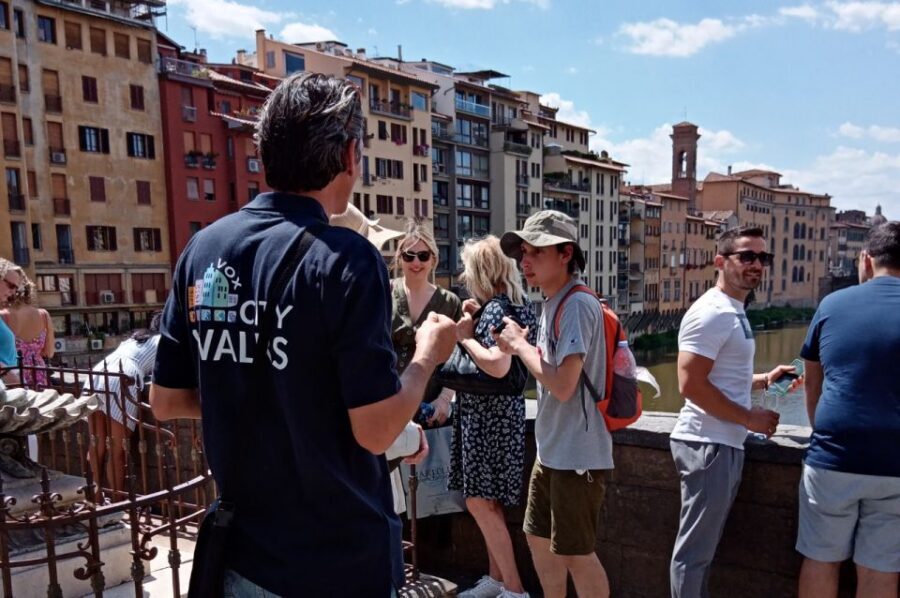 Florence: City Highlights & Historic District Guided Tour - Ponte Vecchio: The Famous Bridge You Actually Walk Through