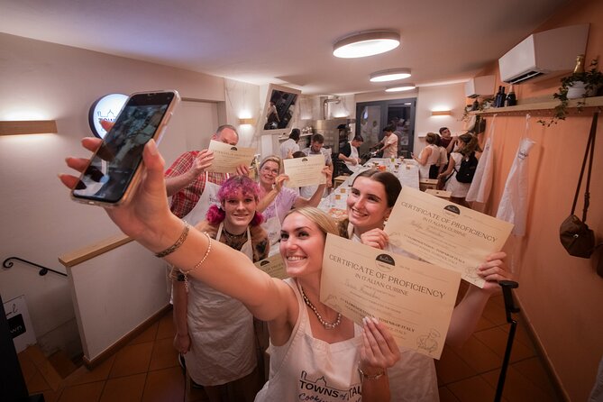 Florence Cooking Class The Art of Making Gelato & Authentic Pizza - Family-Friendly Florence Cooking Class: Kids Can Join the Full Fun