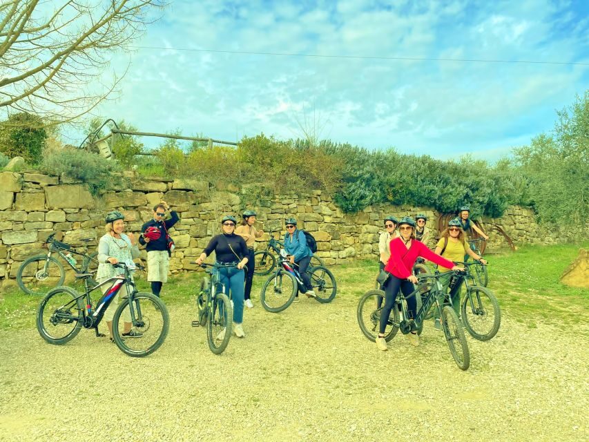 Florence: Country Ebike tour + Wine tasting in organic farm - How the e-bike ride makes Florence feel bigger