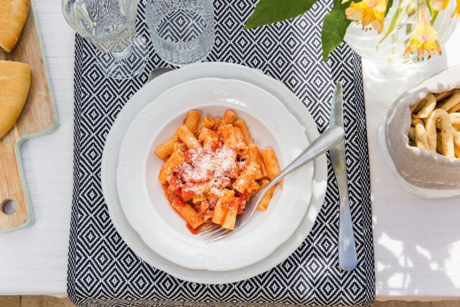 Florence: Dining Experience at a Local's Home - Meeting at the Host Home: Your Real Italian Doorbell Moment