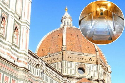 Florence Dome Climb & Private Guided Sightseeing Walking Tour with Hotel Pickup - Ponte Vecchio: The Scenic Stop That Moves Fast