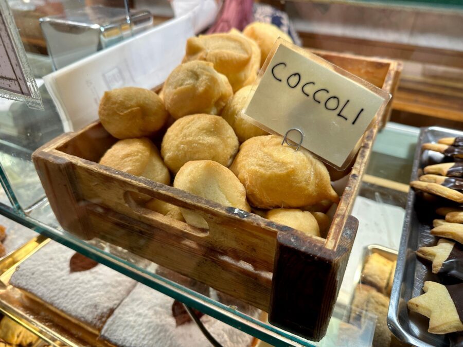 Florence: Duomo area Tasting Food Tour with Local Guide - The 2.5-hour route: how the tour connects food to Florence landmarks
