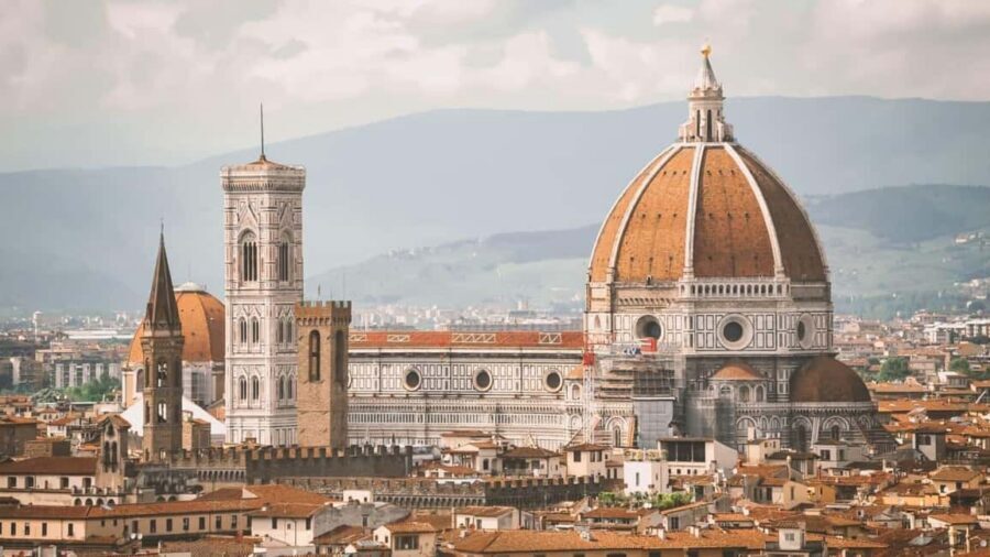 Florence Duomo Cathedral Guided Tour & Fast Track Entrance - Meeting in Piazza del Capitolo: A Smooth Start