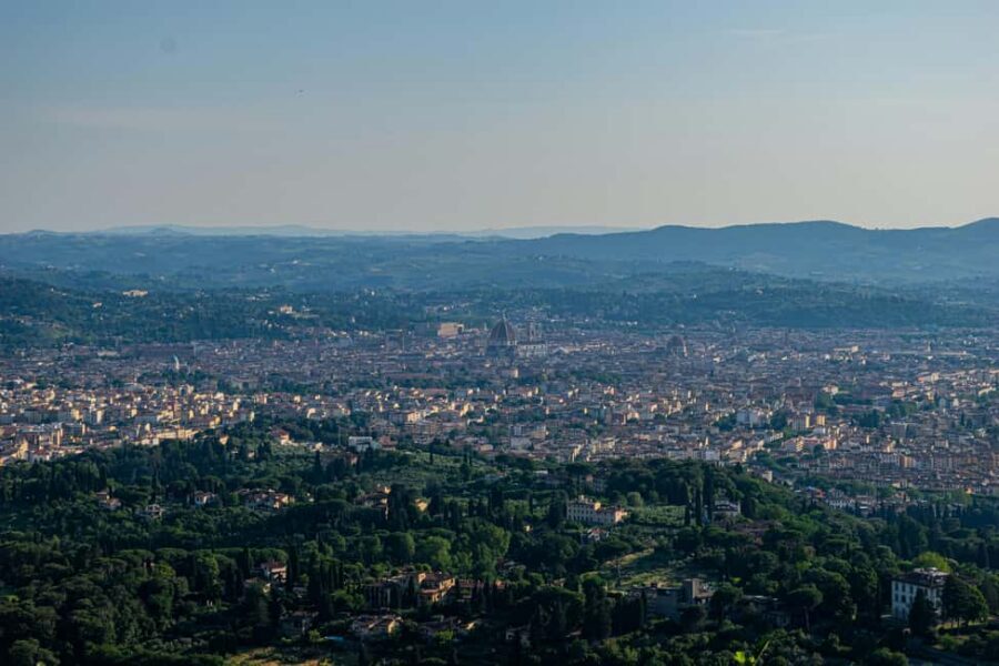 Florence: E-Vespa Rental with Smartphone Tour and Tasting - Piazzale Michelangelo: Your Panoramic Stop