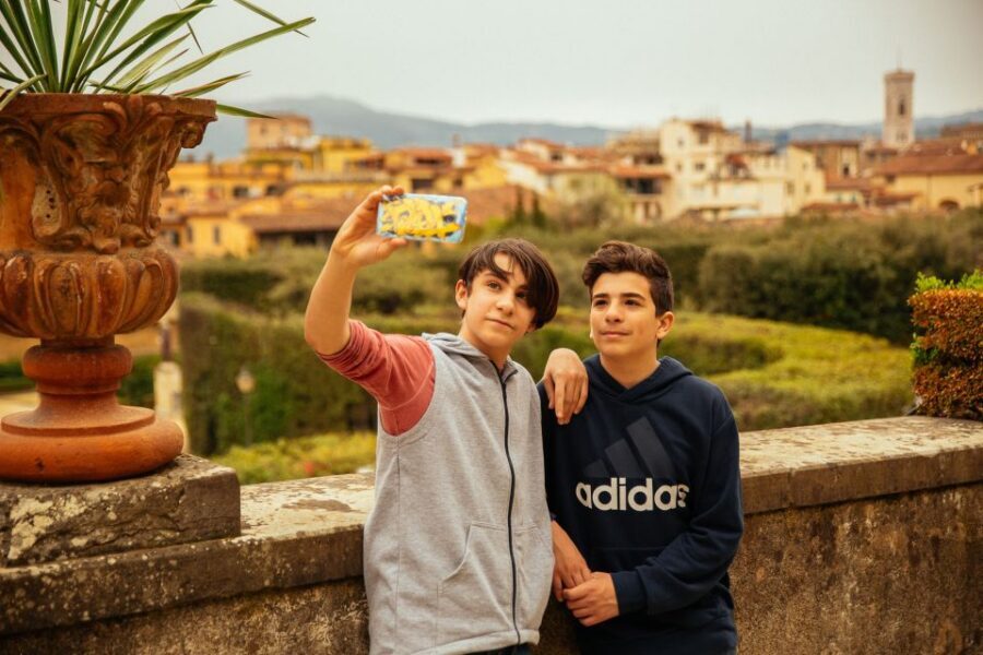 Florence: Family-Friendly Private Tour - Piazza della Signoria to Ponte Vecchio: politics, power, and postcard walking