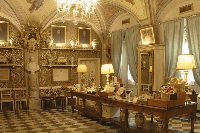 Florence Fashion Tour: Gucci, Ferragamo & the Officina Profumo - Price and logistics: when $195.50 per person feels fair