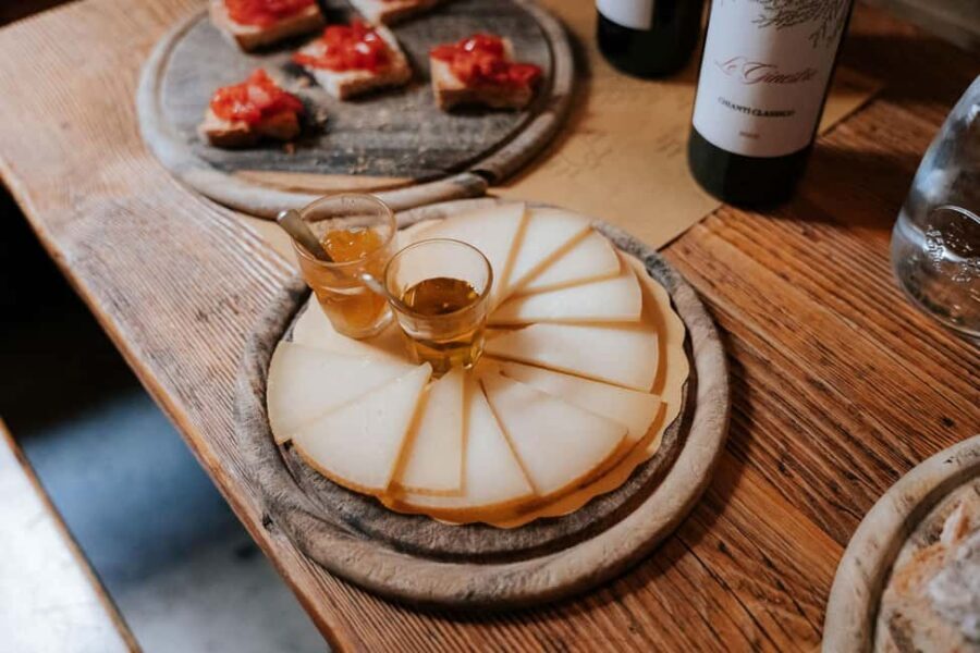 Florence: Food & Wine Tour in Oltrarno Neighborhood - Where You Meet at Piazza Santo Spirito (And What to Look For)