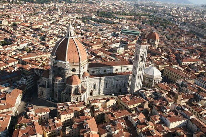 Florence for Families Private Tour - Ponte Vecchio: the Old Bridge moment (plus shop browsing)