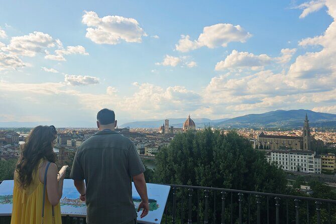 Florence Golden Hour Walking tour with Piazzale Michelangelo - Golden hour makes the whole city make sense