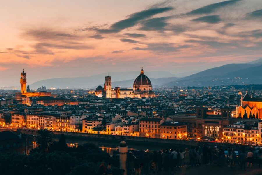 Florence: Guided Flavors of Tuscany Tour - Your progressive meal: five stops that build to gelato