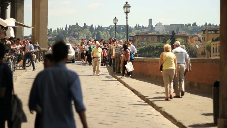 Florence: Guided Walking Tour with Entry to Santa Croce - Santa Croce entry: the fastest way to get the big names