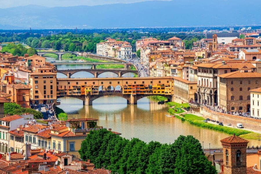 Florence: Highlights Guided Walking Tour with Cathedral - Ponte Vecchio: the bridge, the shops, and the WWII detail