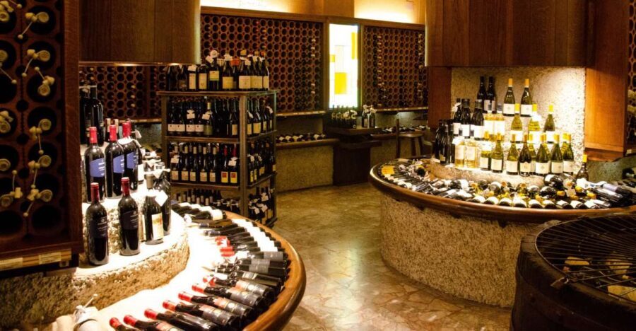 Florence: History Walking Tour with Wine Tasting - Ponte Vecchio to Palazzo Medici: Florence’s Power Story in One Loop