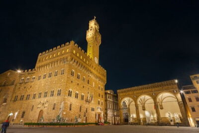 Florence Inferno: Dante’s Haunted Exploration Game and Tour - How the clue-and-puzzle route works at each waypoint