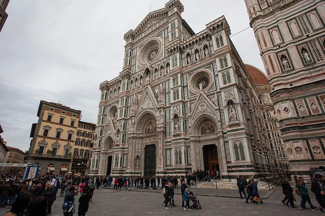 Florence Inferno: Dante’s Haunted Exploration Game and Tour - 10 puzzle challenges that make you notice Florence details