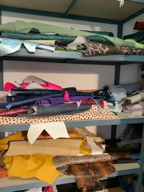 Florence: Leather Wallet-Making Workshop with Coffee - Who should book this wallet-making workshop