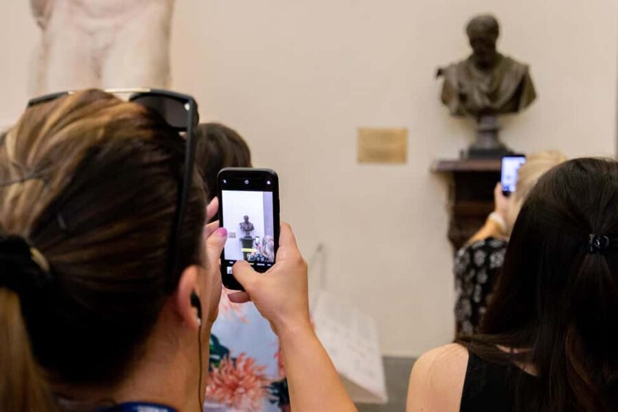 Florence: Michelangelo's David & Accademia Guided Tour - How the guide makes the art click (and why the group size matters)