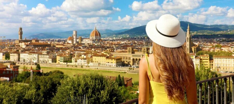 Florence: Old Town Family Tour with Optional Da Vinci Museum - Porcellino Boar Legend and Neptune Fountain: Old Town Fun With Myth and Magic