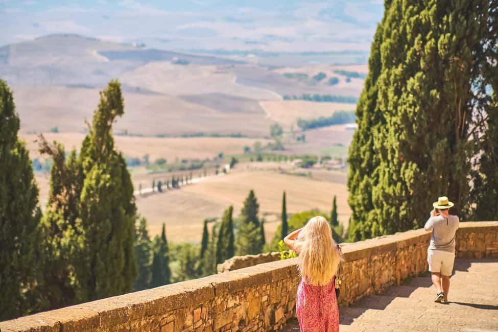 Florence: Orcia Valley, Montalcino, Pienza with Lunch & Wine - Pienza on Foot: Piazza, Duomo, and the Optional Palazzo Pubblico