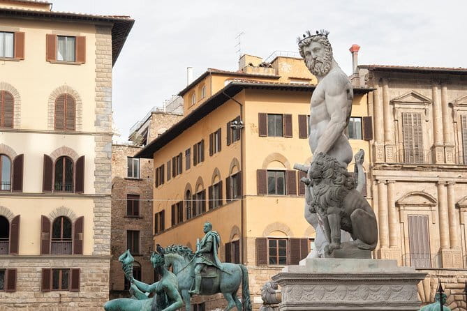 Florence Palazzo Vecchio: Reserved Entrance Ticket & Visit - Piazza della Signoria meet-up: starting where Florence shows off