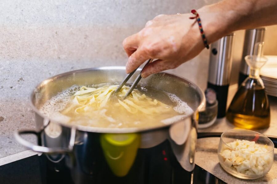 Florence: Pasta and Tiramisu Cooking Class with Local Host - Lunch With Wine and Coffee: The Meal You Cook
