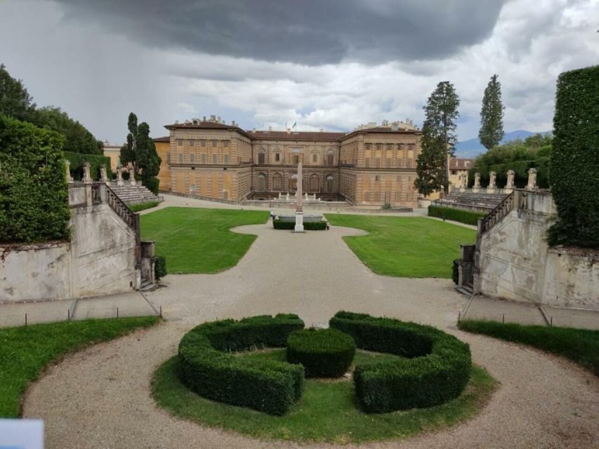 Florence: Pitti Palace and Boboli Gardens Private Tour - What to Do in the Gardens Once Your Tour Ends