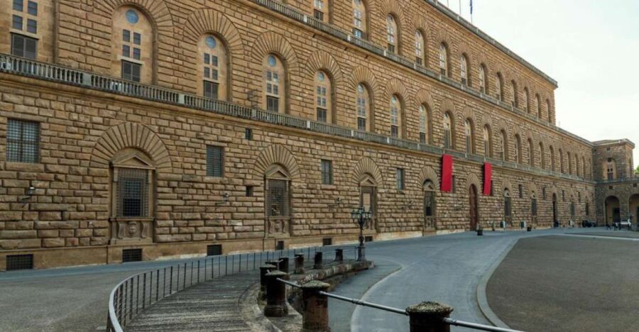 Florence: Pitti Palace Small Group Tour - Why Pitti Palace Is the Medici Family Finale