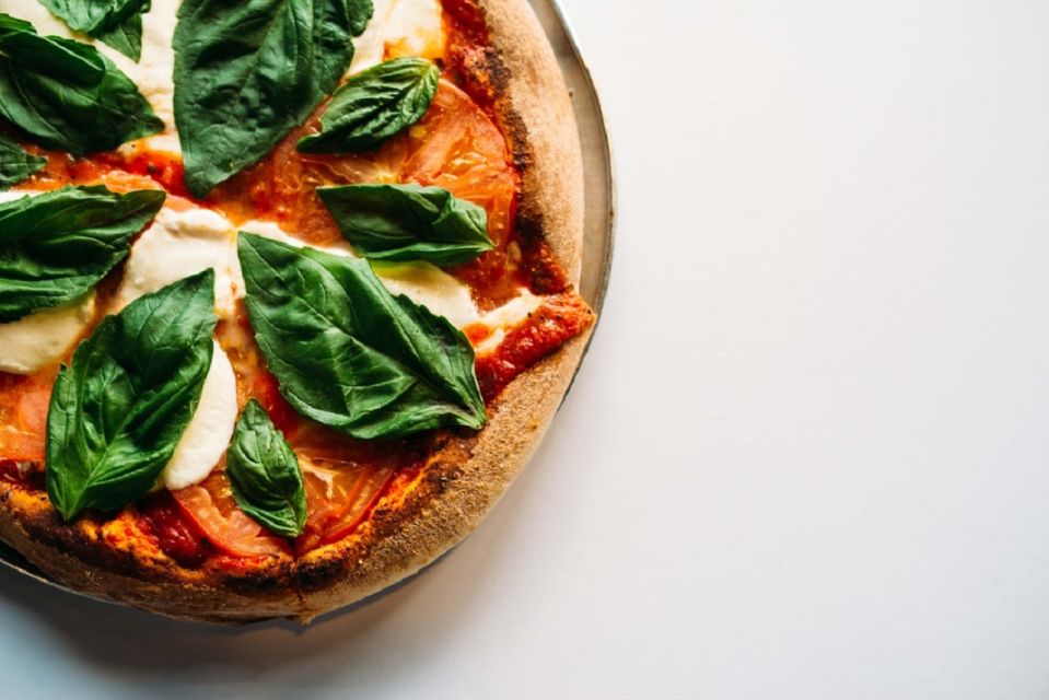 Florence: Pizza Dinner and Opera Arias Concert - Pizza in Oltrarno Before the Church Concert: What Your Dinner Really Delivers