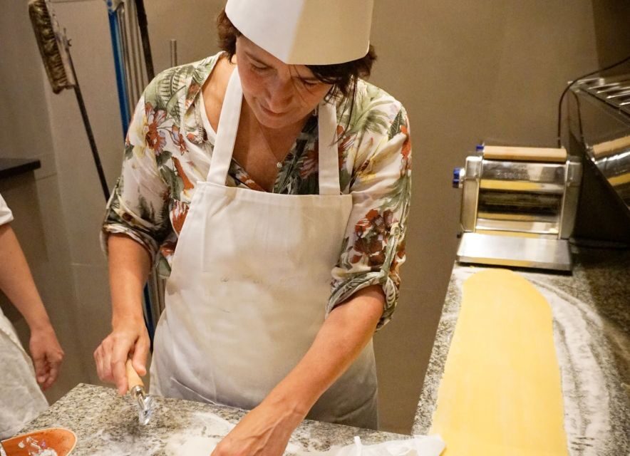 Florence: Pizza-Making and Gelato Experience - The gelato lesson: natural colors plus heating and freezing technique