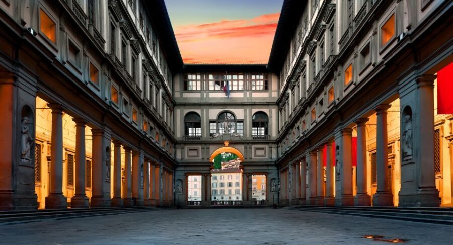 Florence: Private 3-Hour Guided Tour & Uffizi Gallery Visit - Piazza della Signoria: sculptures, Loggia dei Lanzi, and Palazzo Vecchio
