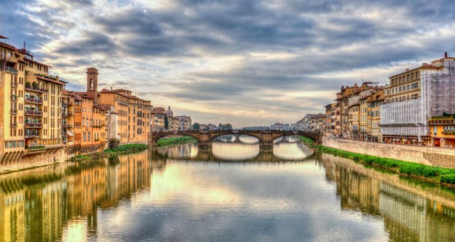 Florence: Private Customized Walking Tour with a Local Guide - Why a private customized Florence walk beats the big-group shuffle