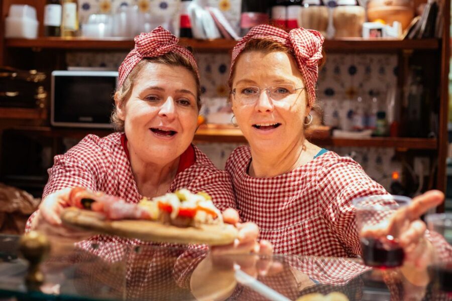 Florence: Private Food Tour – 10 Tastings with Locals - Piazza Santo Spirito: The Neighborhood Mood with Your First Bites