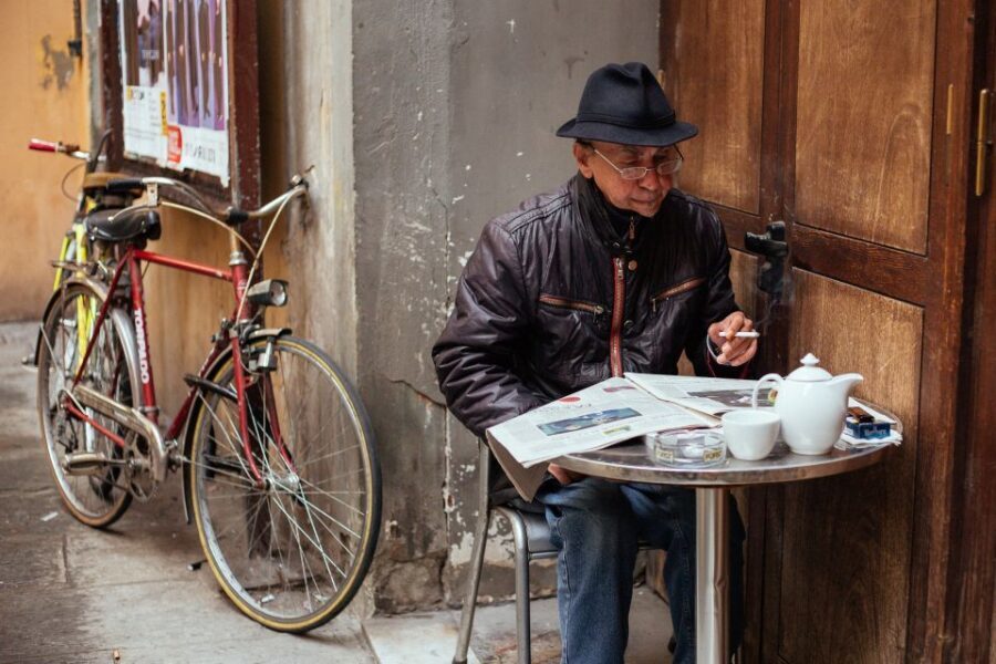 Florence: Private Food Tour – 10 Tastings with Locals - Ponte Vecchio on a Food Tour: View First, Then Flavor