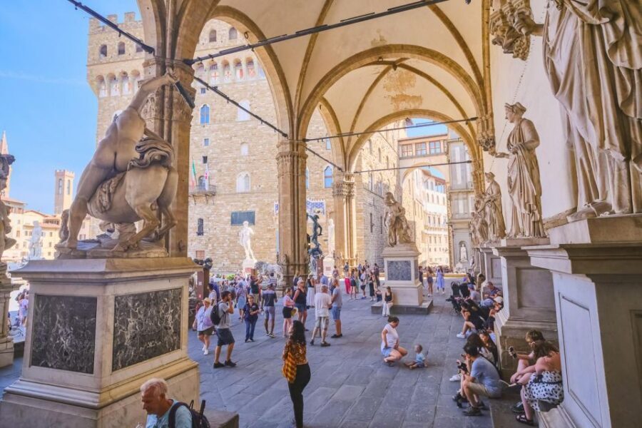 Florence: Private Guided Walking Tour - Starting Out: Pickup on Foot and a Route You Can Trust