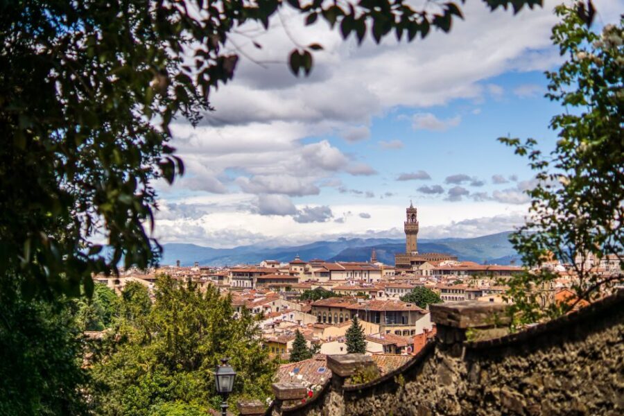 Florence: Private Photo Walking Tour - Florence’s Photo Walk: why the city becomes easier to photograph