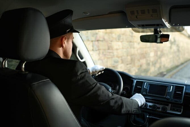 Florence Private Transfer from or to Florence Airport, Train Station and Hotel - Communication before you arrive: WhatsApp helps more than you think