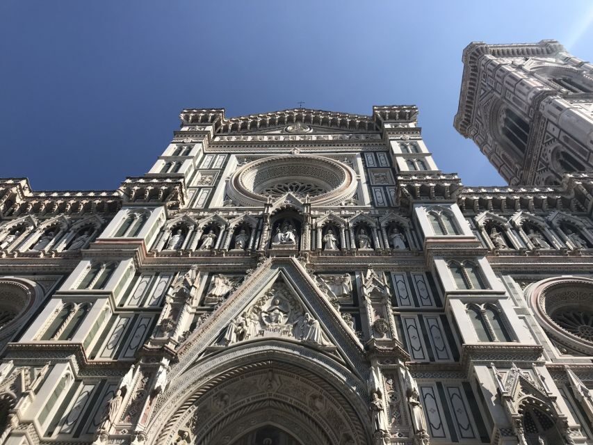 Florence: Renaissance City Walking Tour - Via Tornabuoni to Piazza della Repubblica: Transition From Medieval Streets to Big City Showpieces