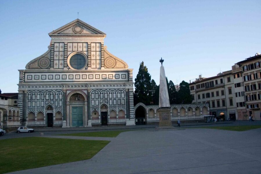 Florence: Santa Maria Novella Private Tour - The endgame: Santa Maria Novella pharmacy and the world of ancient smells