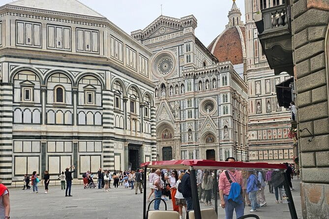 Florence : Scenic tour of Piazzale Michelangelo with tasting - Porta Romana start: the meeting point and what to expect