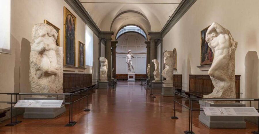 Florence: Skip-the-Line Accademia Gallery Entry Tickets - The rest of the collection: Botticelli, Ghirlandaio, and woven works