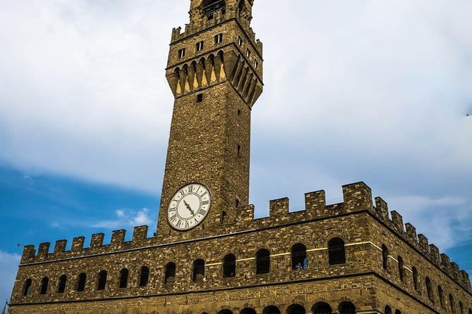 Florence Small Group Electric Bike City Tour - Who should book this e-bike tour, and who should think twice