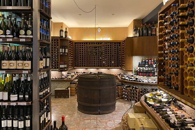 Florence Sunset Wine Tour - Aperitivo wine tasting with Chianti flavors and Tuscan bites