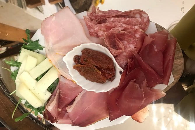 Florence Sunset Wine Tour - Guides can make or break the vibe, and Florence delivers