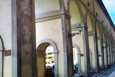 Florence: The Medicis Private Walking Tour - Palazzo Medici Riccardi: seeing influence from the outside