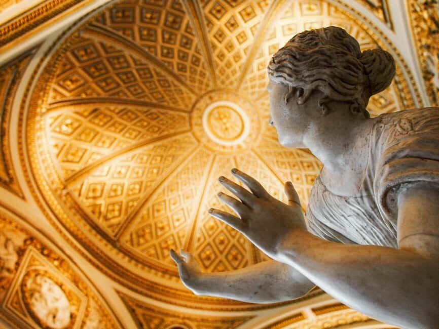 Florence: Timed Entry to Uffizi with Optional Audio Guide - Coordinators, guide support, and what this booking is best at