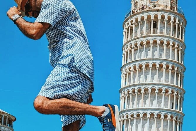 Florence Tour by Eco Car with Panoramic View - Earphones + English Guide: The Practical Way to Learn On the Move