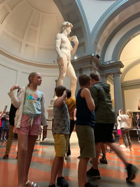 Florence: Tour for Kids w/ Michelangelo Statue of David - Piazza della Repubblica and Florence Cathedral Time