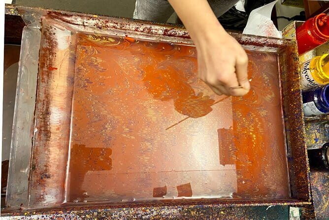 Florence Traditional Local Artisan Experience - Paper marbling in Florence: turning swirls into a take-home keepsake